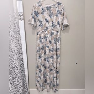 Long wrap dress from piper and scoot size LARGE. Polyester